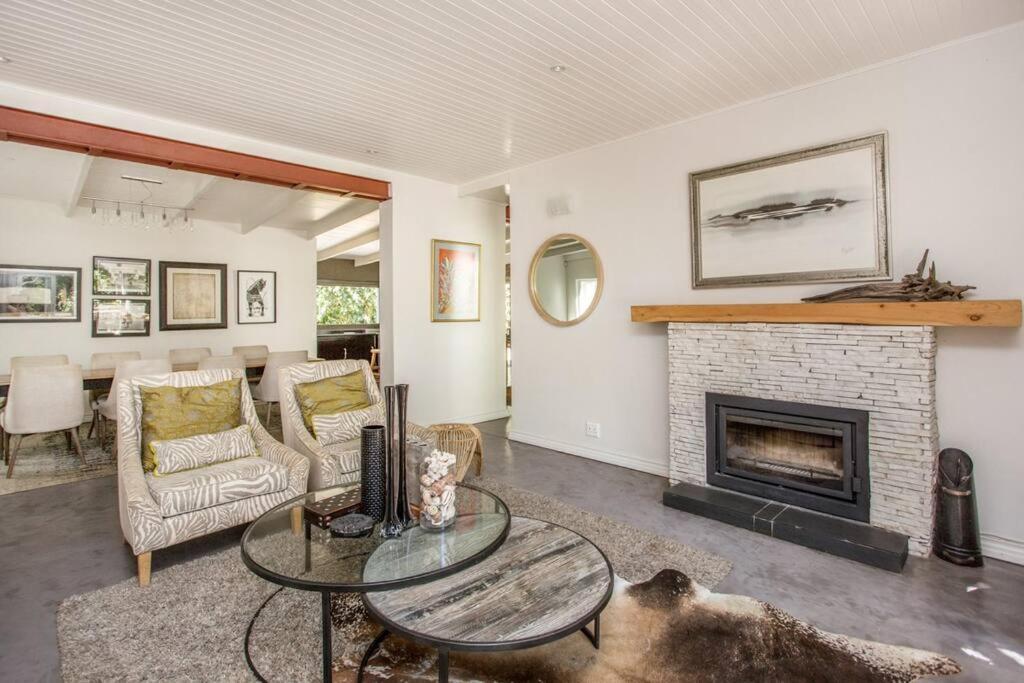Spacious With Beautiful Garden And Views Holiday home