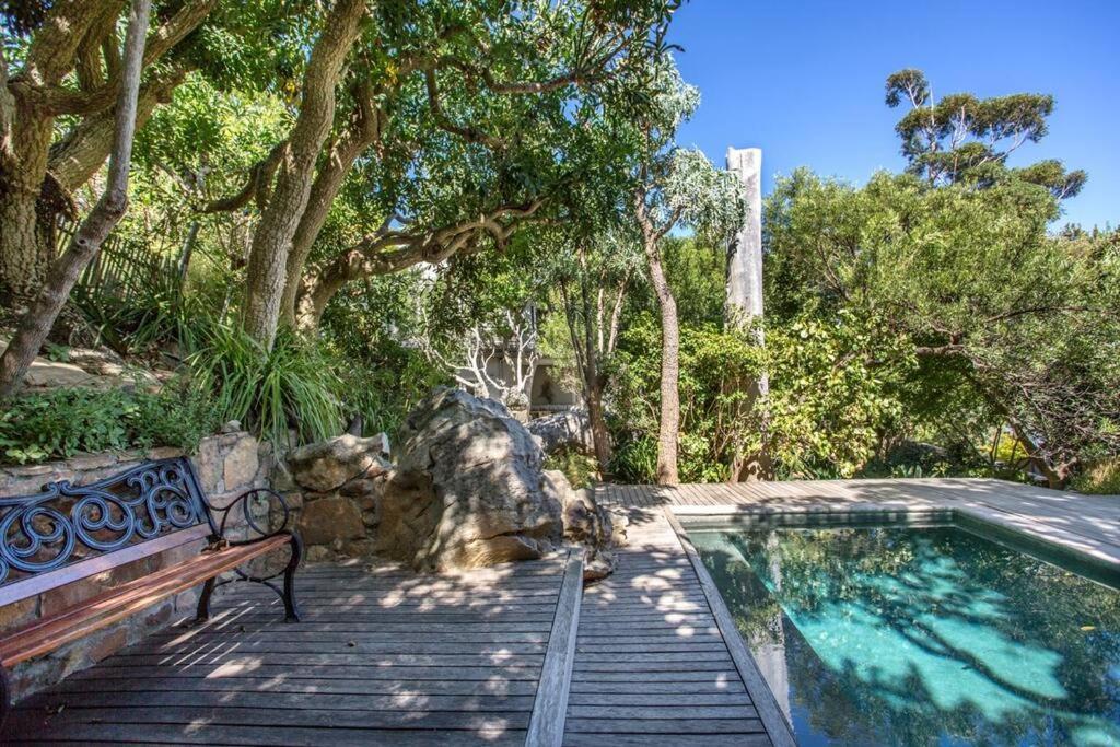Holiday home Spacious With Beautiful Garden And Views Cape Town